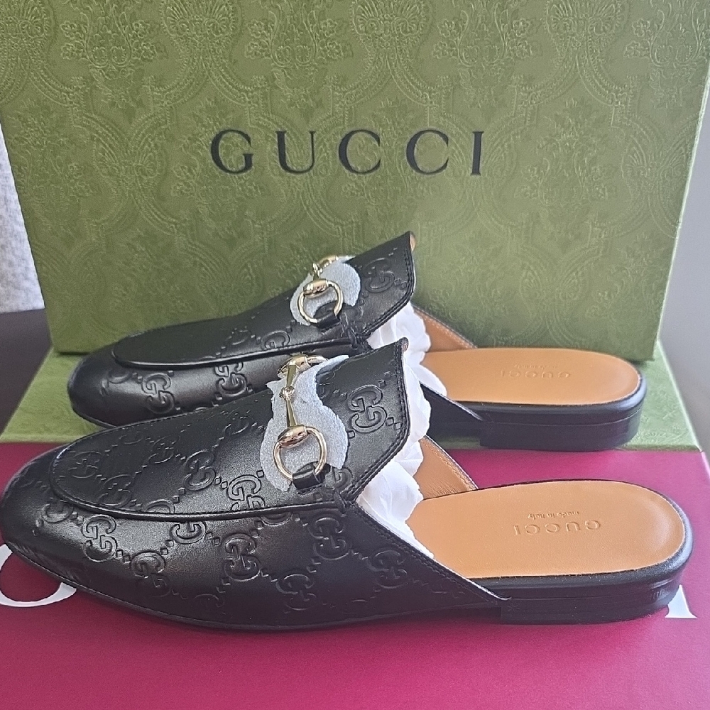 Gucci Black Embossed Leather Men's Slip-Ons - Picture 2 of 12